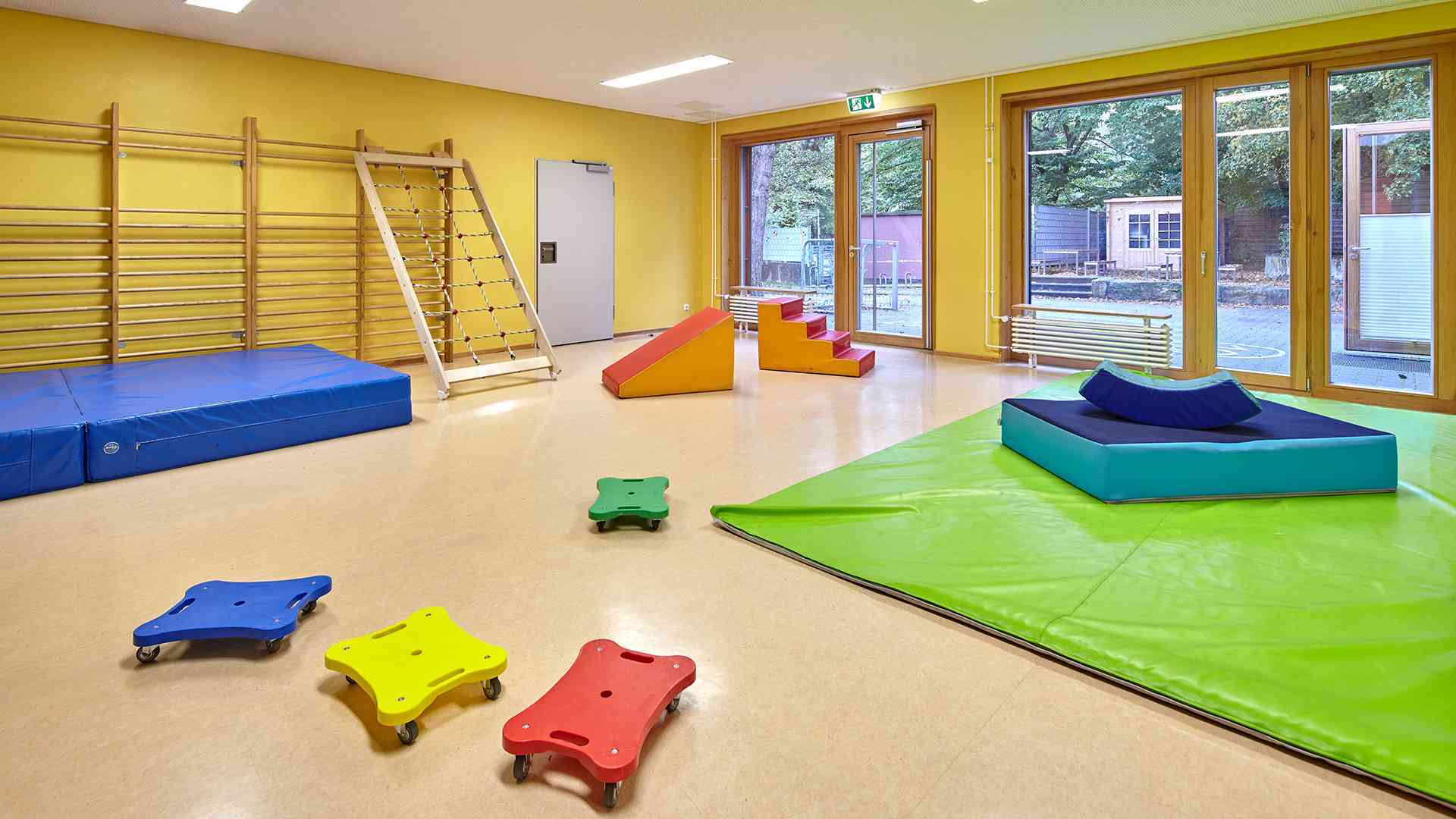 Bewegungsraum im Kinderzentrum Gerhart-Hauptmann-Ring 400a