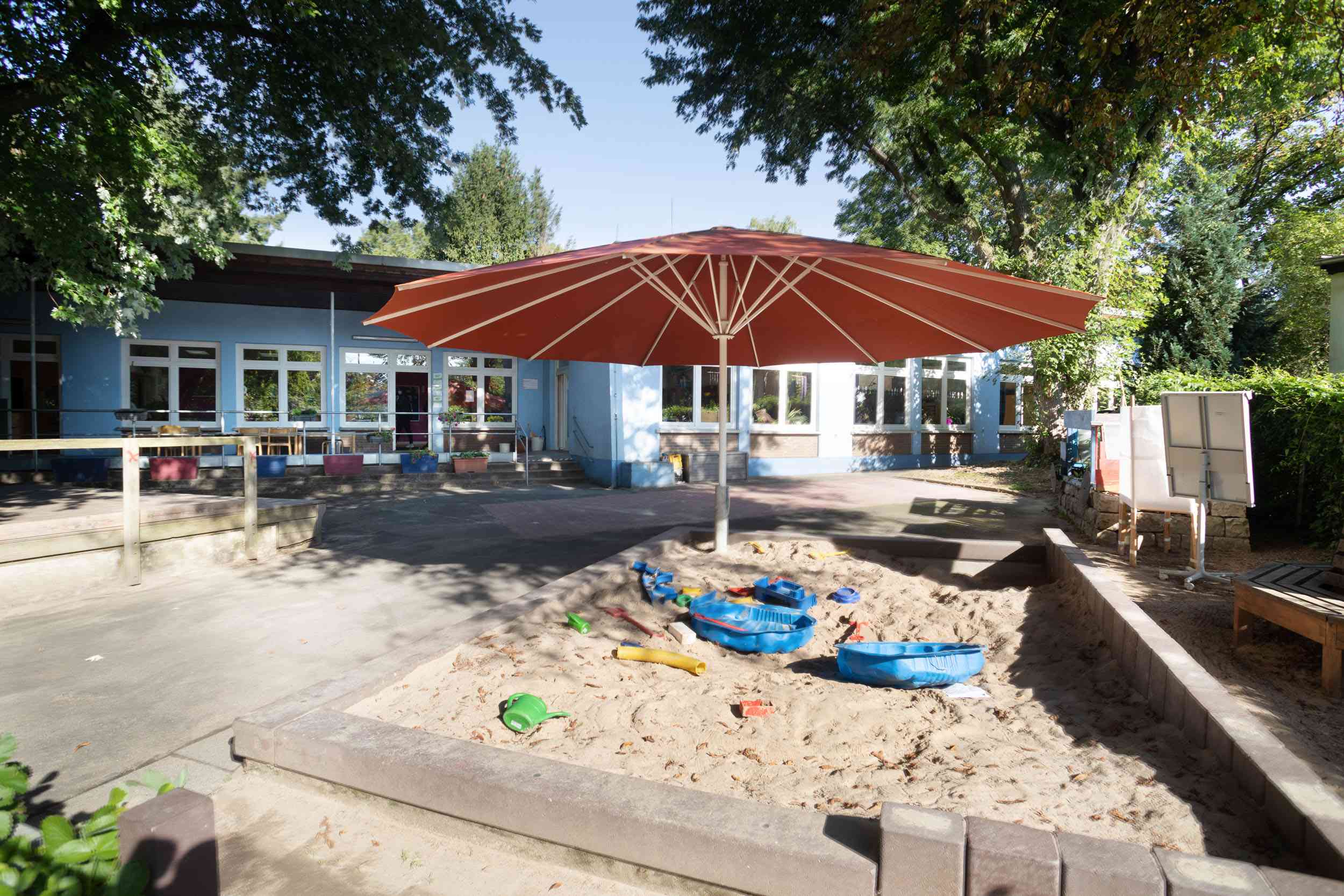 Außenbereich im Kinderzentrum Victor-Gollancz-Weg