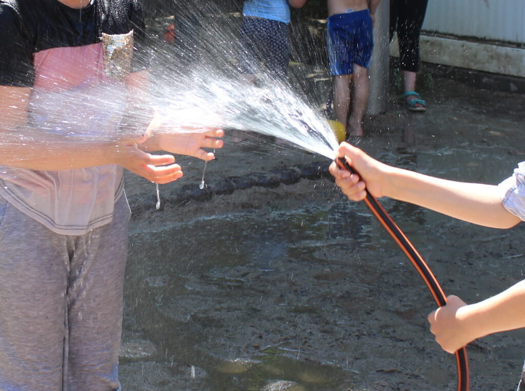 Wasserspiele im Außengelände