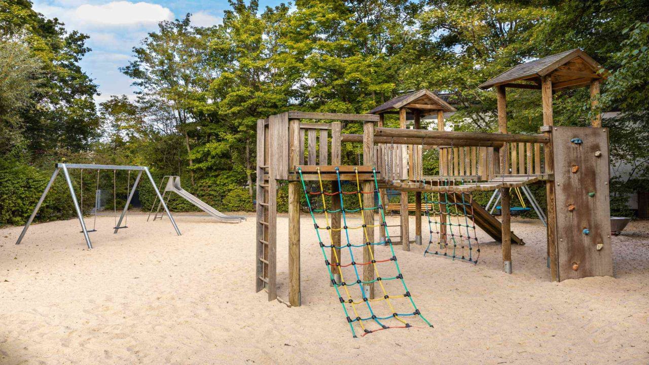 Außenbereich im Kinderzentrum Pfingstbornstraße