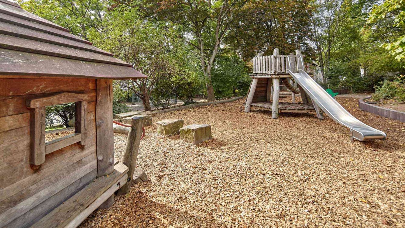 Außenbereich im Kinderzentrum Am Weißen Turm